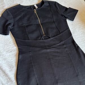 Chic Black Long Short Sleeve Dress